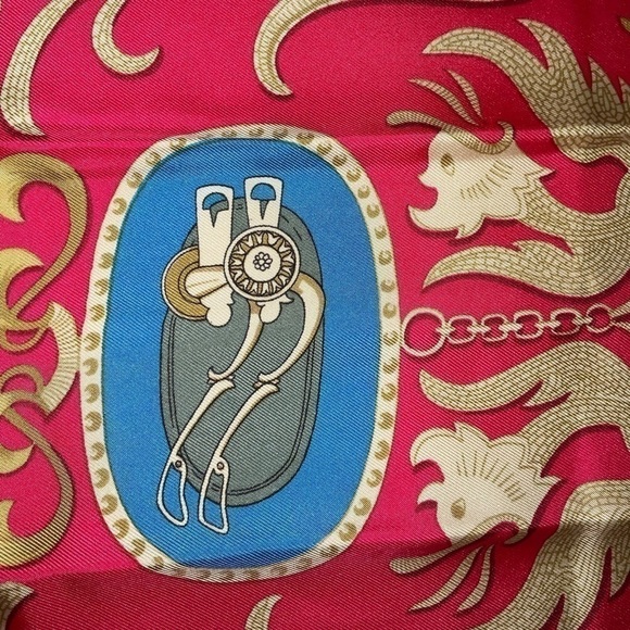 Hermes 100% Silk Scarf “LA PRESENTATIONS” Purple Knight Carriage Carre 90 - Picture 5 of 15